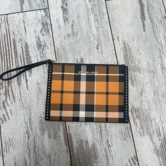 Michael Kors Marigold Plaid Clutch Wristlet – Fall Tartan, Gold Studded - Picture 1 of 16